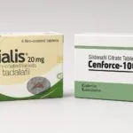 Boîtes originales de Cialis 20 mg (tadalafil, Eli Lilly) et de Cenforce-100 (sildénafil, Centurion Laboratories) placées côte à côte sur fond neutre